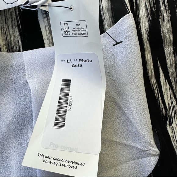 Joy Cioci Womens Jenelle Blazer 100% Silk Zipper Size 4 USA Ruffle Stripe Black - Picture 4 of 13